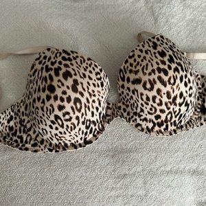 VS cheetah Print Bra 32 DDD